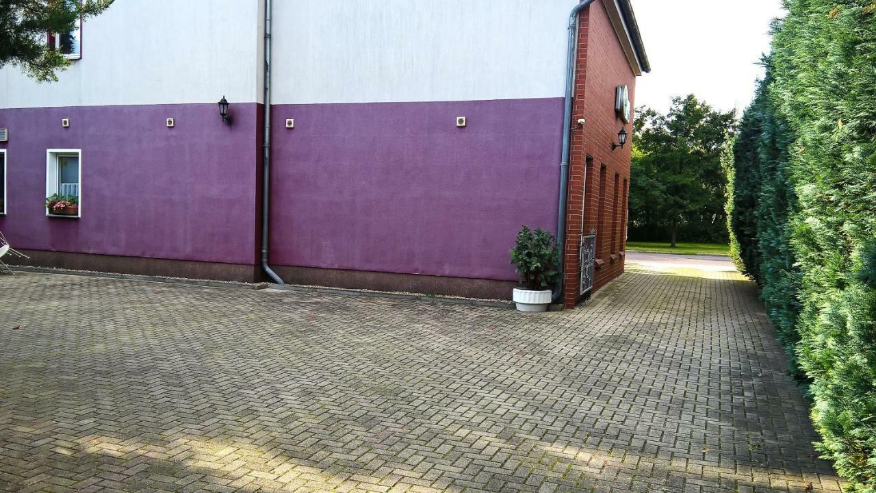 Pension-Roexe Stendal Bagian luar foto