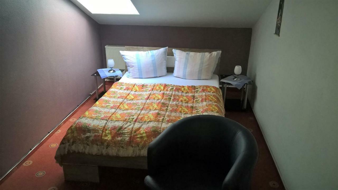 Pension-Roexe Stendal Bagian luar foto